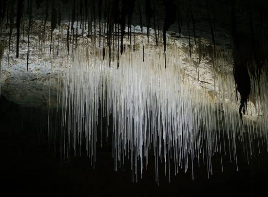 Stalactite fistuleuse Grotte de Choranche